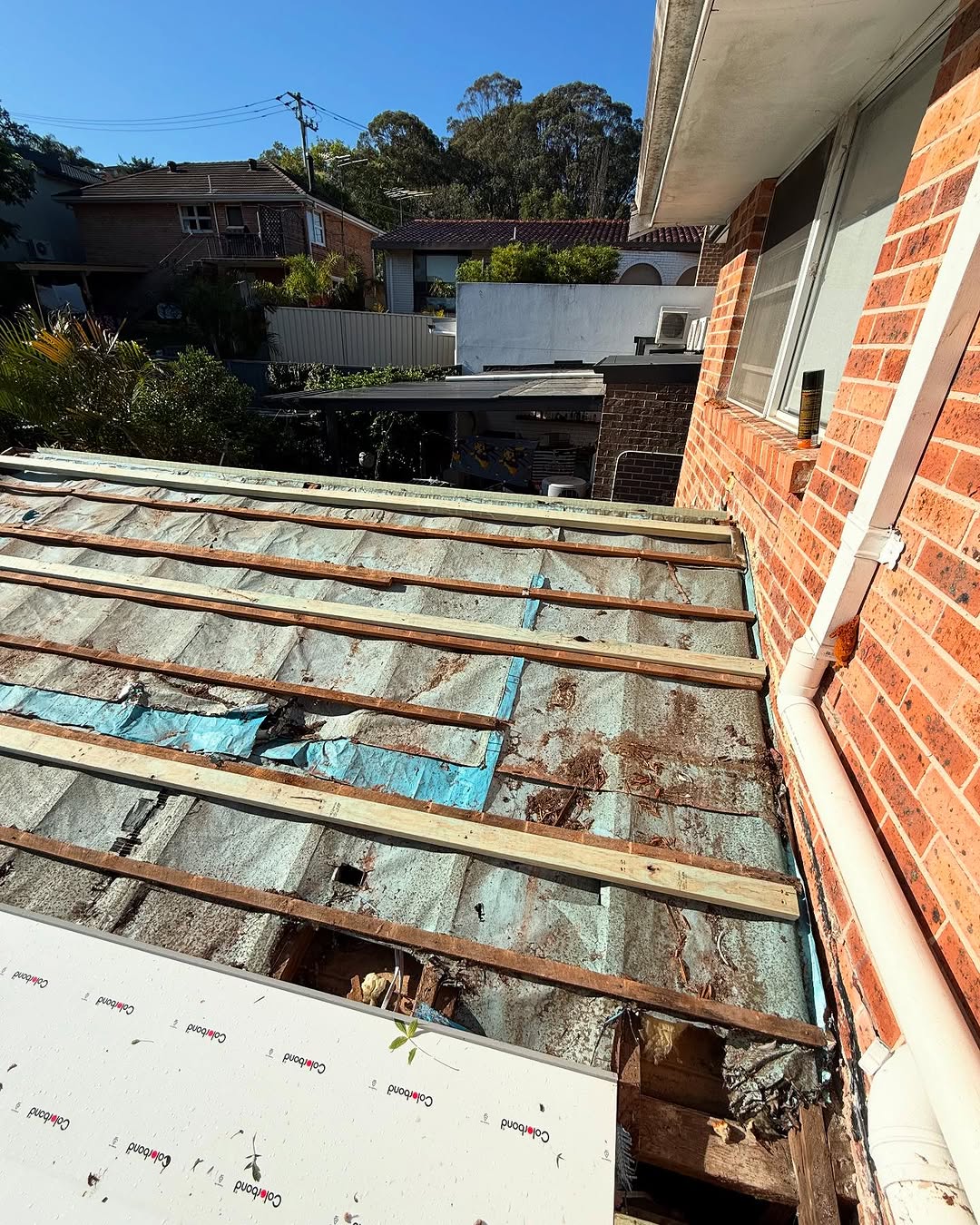 New metal roofing installation